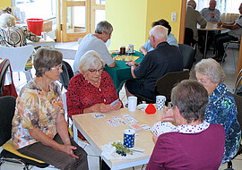 Banner Spielen, Ratschen