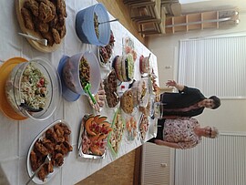 Banner Salatessen in der alten Schule