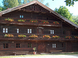 Banner Schwalbenschwanz und Gänsehals – wie die Menschen früher bauten